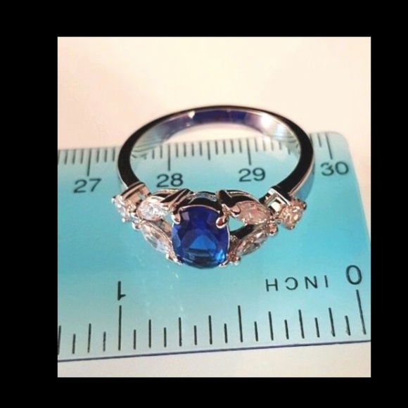 Silver Blue Cocktail Birthstone Ring Sizes 4 5 6 7 10 Cubic Zirconia April - Picture 5 of 8